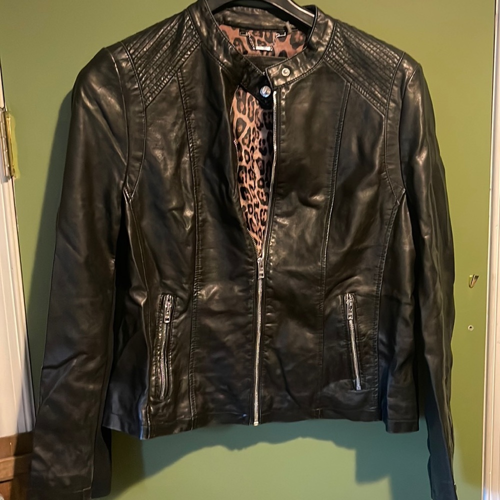 Beautiful Jacket with Soft Shell & silky Inside!